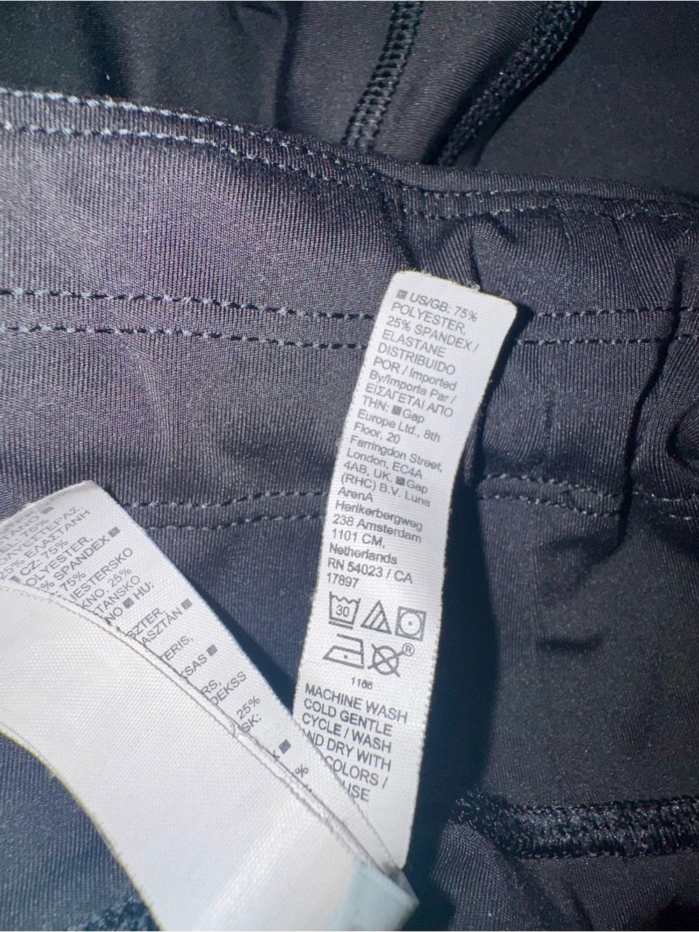 Athleta Ultimate Stash 7/8 Tight / Leggings with Side Pockets - Picture 9 of 9